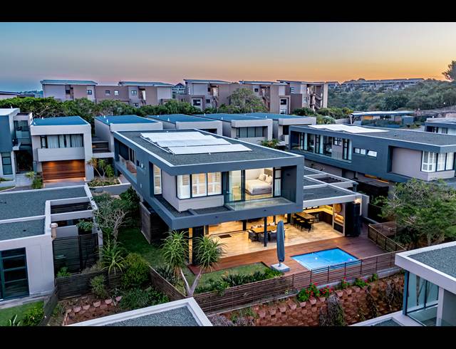 4 BEDROOM FREESTANDING FOR SALE IN SALT ROCK
